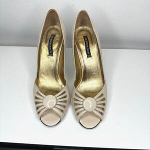Claudia Ciuti Nude Cream Patent Leather Open Toe Heels Center Button Cut Outs 8